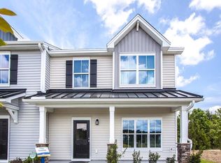 226 Swallowtail Ln, Goose Creek, SC 29445