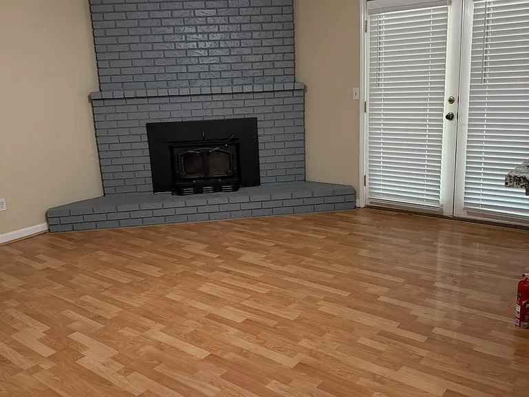 3208 Nightingale Dr — Photo 2