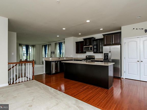 2nd image of 1134 Carinoso Cir