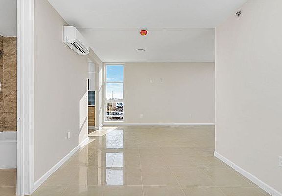 2nd image of 2873 W 17th St #5B