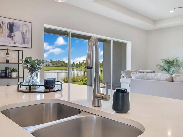 13461 Panama Beach Ct — Photo 11