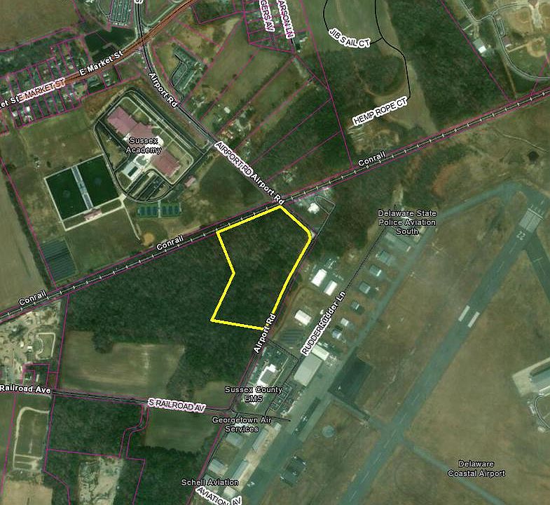 2nd image of 319 Airport Rd