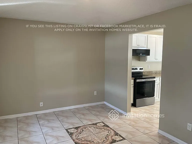 427 Symphony Pl — Photo 8