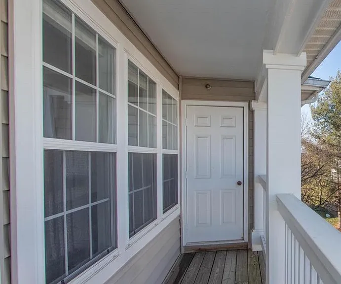 8095 Lacy Dr #304 — Photo 6