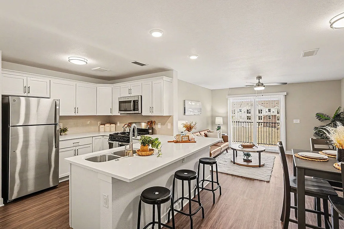 The Grove Apartment Homes — Photo 2