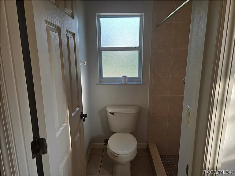 14 Hollyhock Ct — Photo 9