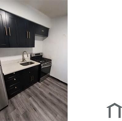 5th image of 2742 Johnson St #20