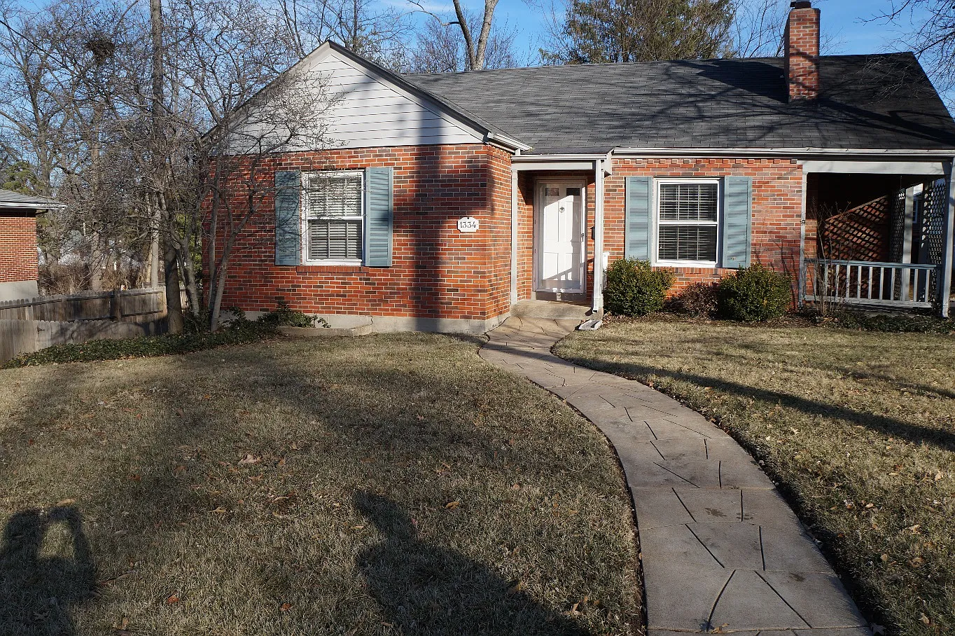 1334 S Elm Ave photo 1