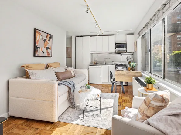 201 West 70th Street image 1 of 10