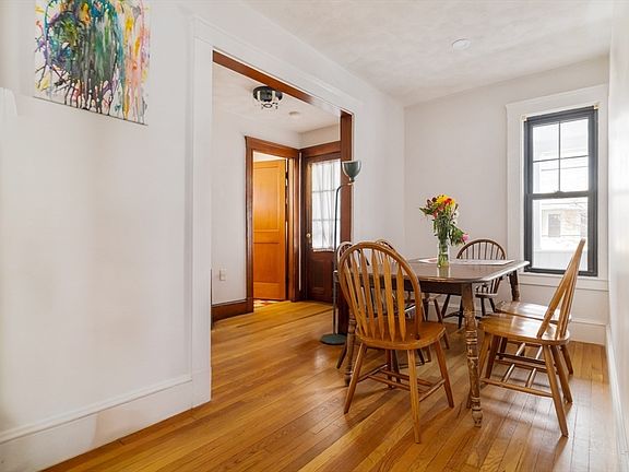 3rd image of 12-14 Upland Rd