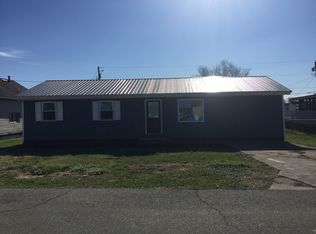 1216 Market St, Worthington, KY 41183