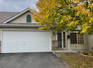 502 Creekside Dr, Buffalo, MN 55313