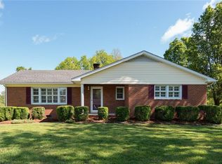 2182 Burton Rd, Thomasville, NC 27360