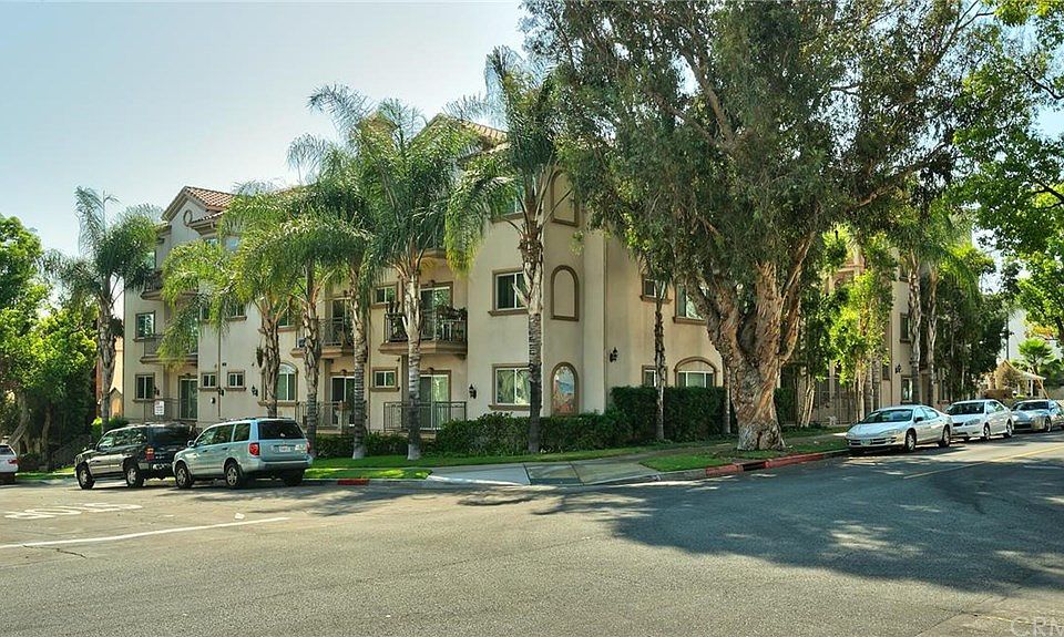 1st image of 565 E San Jose Ave APT 104