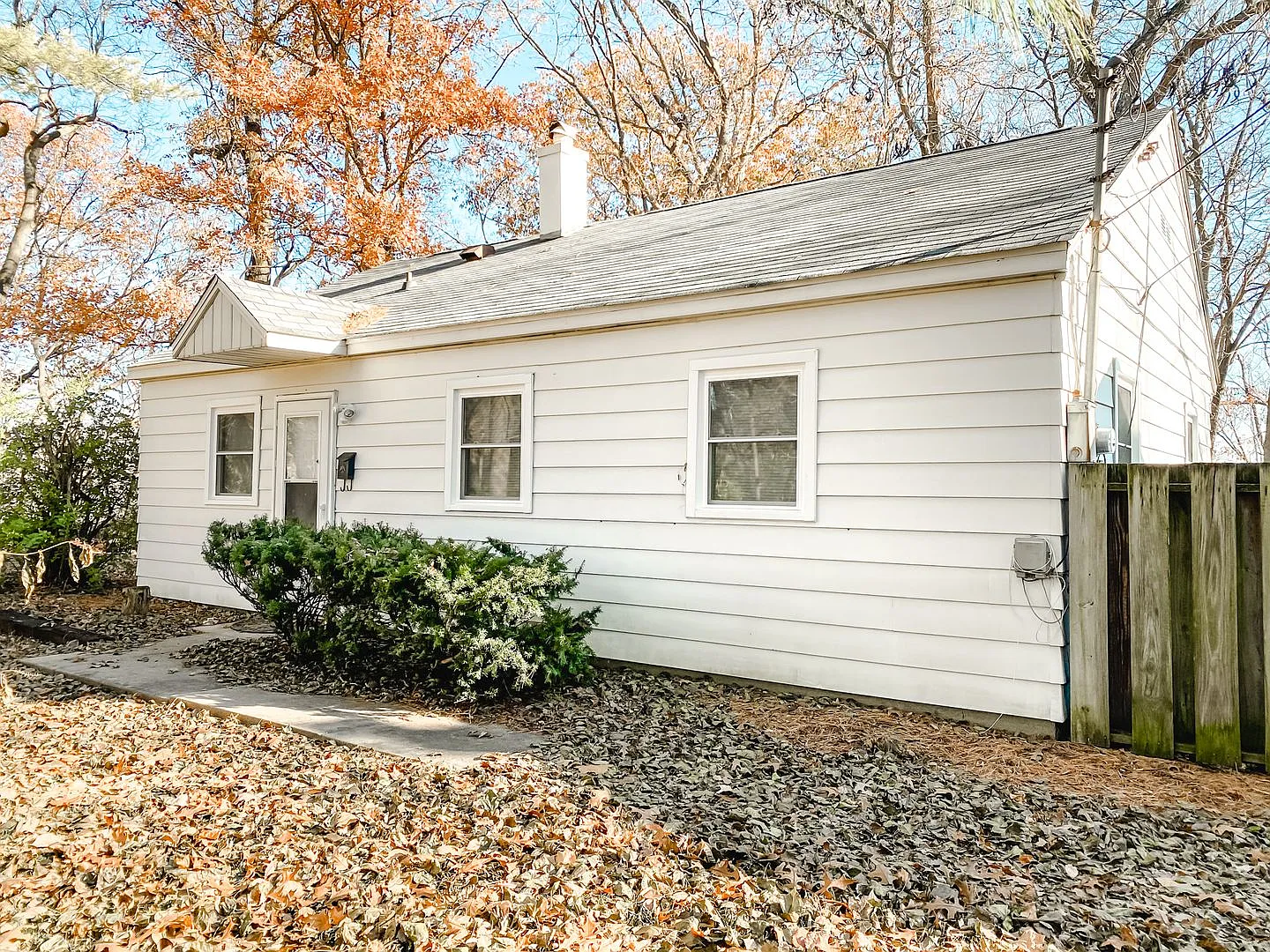 3 Bedroom and 1 bathroom home — Photo 2