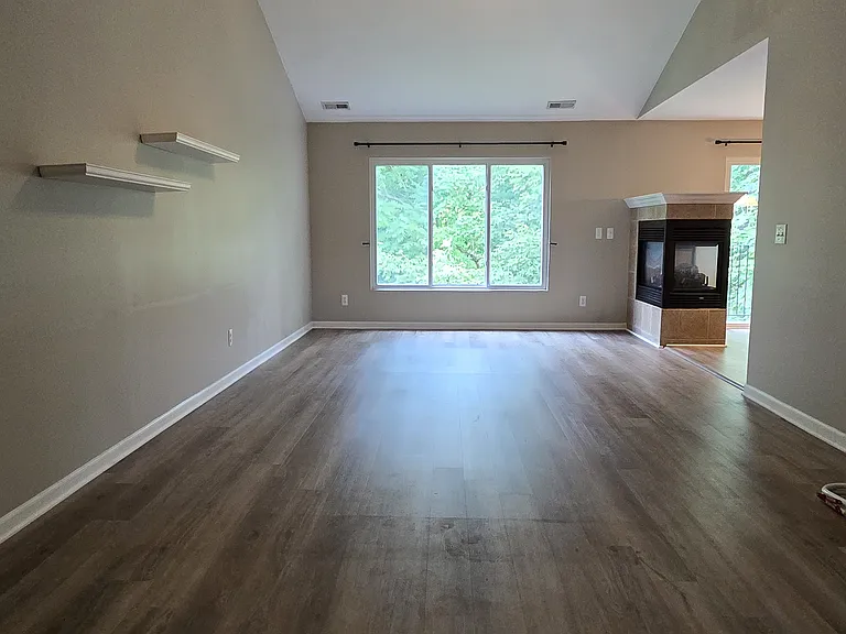 14262 Shadywood Dr #32 — Photo 6