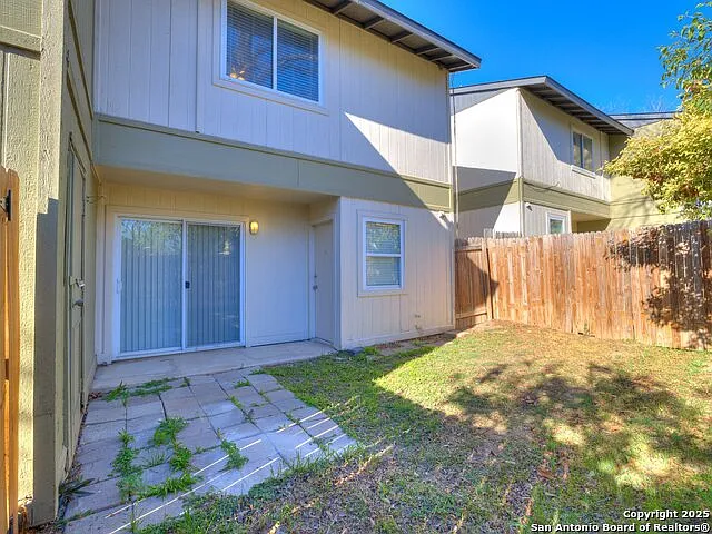 100 Lorenz Rd #1501 — Photo 46