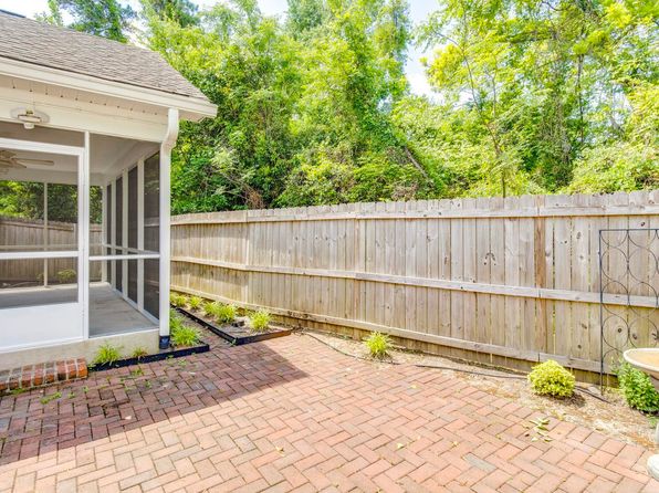 146 Sabal Dr, West Columbia, SC 29169