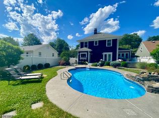 41 Malapardis Rd, Morris Plains, NJ 07950