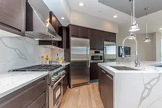 3 bed, 1955 sqft, $5,000 — Photo 1