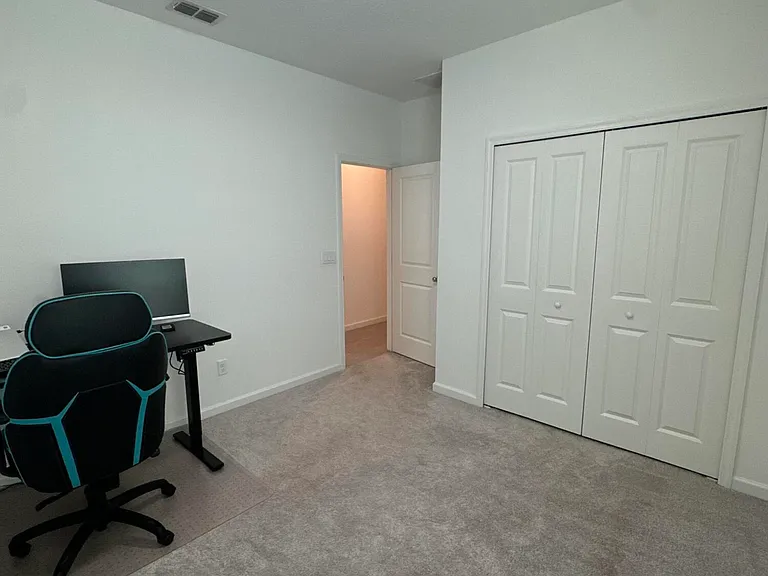 4002 Haydon Burns Pl — Photo 11