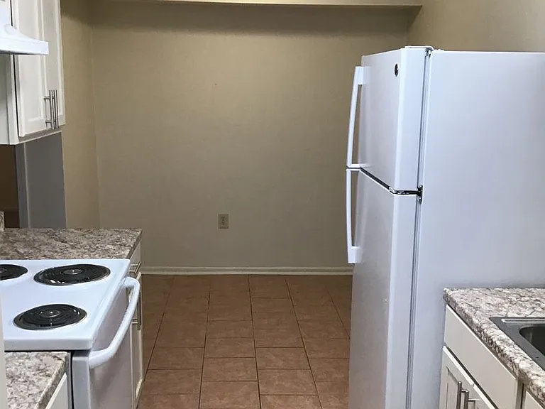 8515 Leake Ave #A-D — Photo 24