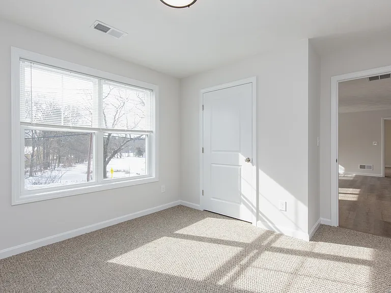 62 Sherburne Ave #15 — Photo 6
