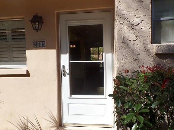 4th image of 2505 Country Club Dr #115