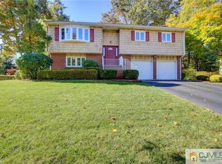 6 Bosko Dr, East Brunswick, NJ 08816
