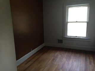1st image of 258 Superior St