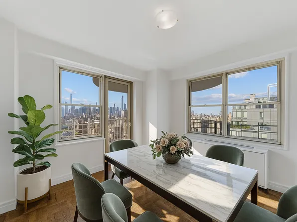 185 East 85th Street image 3 of 6