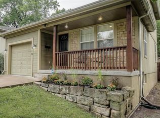 218 E 80th Ter, Kansas City, MO 64114
