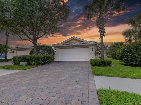 8502 SE Retreat Dr, Hobe Sound, FL 33455