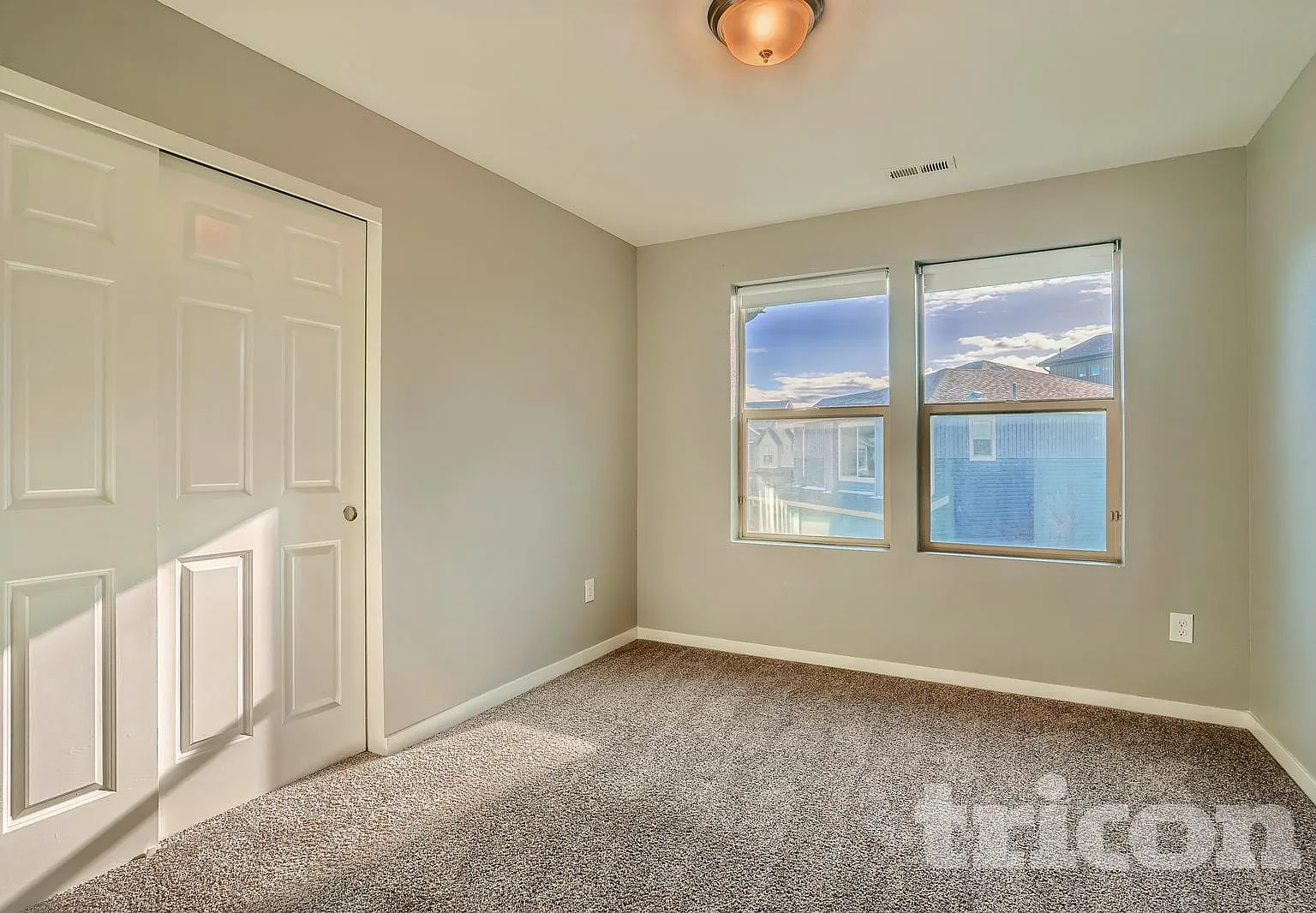 19148 E 54Th Place Denver CO — Photo 2