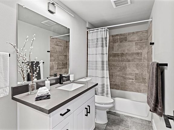 5th image of 6992 NE 139th St