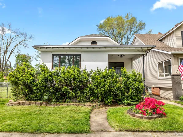 40 W Broadway St, Ecorse, MI 48229