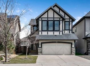 152 SW Cranford Dr SE, Calgary, AB T3M 0W4