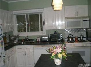 1520 Potter Blvd, Bay Shore, NY 11706