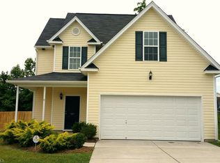 907 Thorncroft Rd, Greensboro, NC 27406