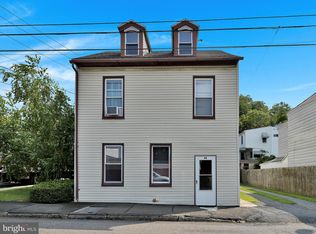 68 Lang St, Port Carbon, PA 17965