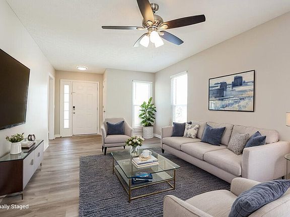 4th image of 3068 Chateau Valley Dr