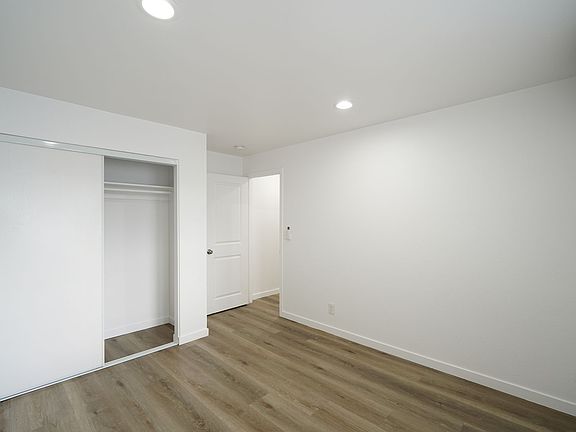 4th image of 4920 Granada Ave