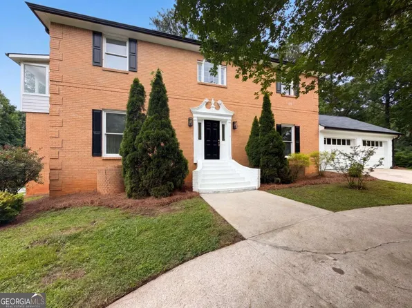 211 Blake St, Lawrenceville, GA 30046