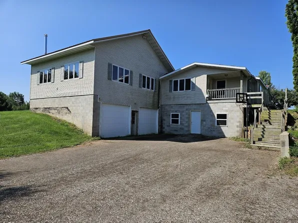 6986 N Netzel Ln, Crivitz, WI 54114