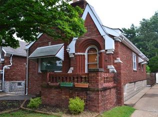 9316 Rambler Dr, Saint Louis, MO 63123