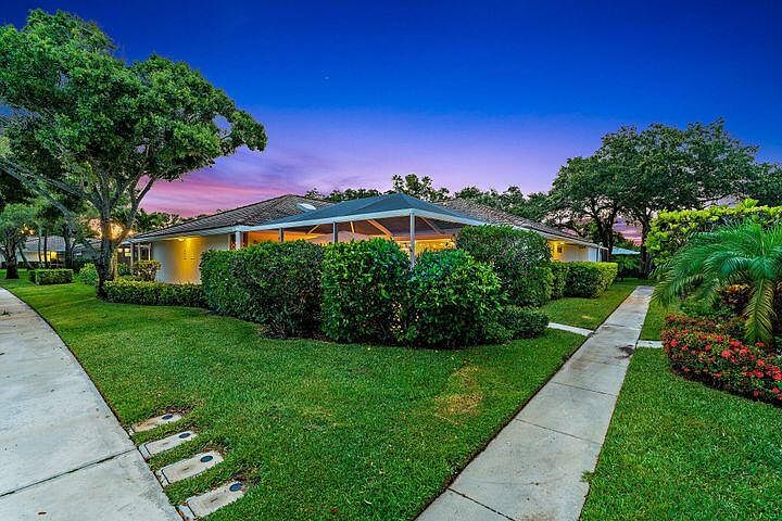 1st image of 3403 Pin Oak Ct