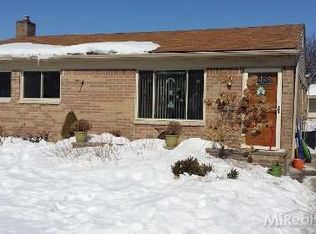 11741 Danforth Dr, Sterling Heights, MI 48312