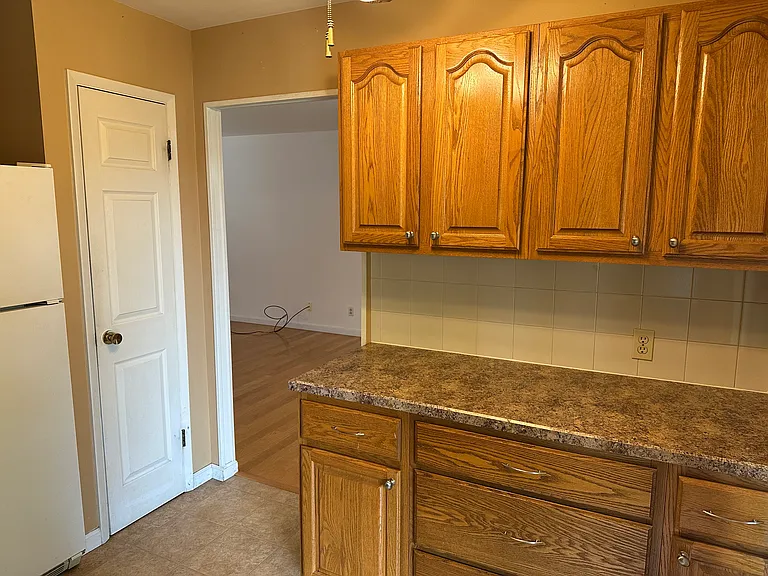 12 Debbie Dr — Photo 8