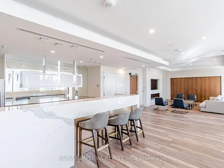 65 Watergarden Dr #403 — Photo 23