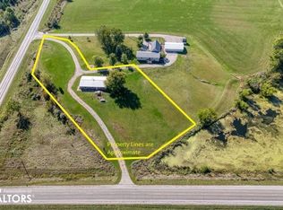 10551 160th Ave, Moravia, IA 52571